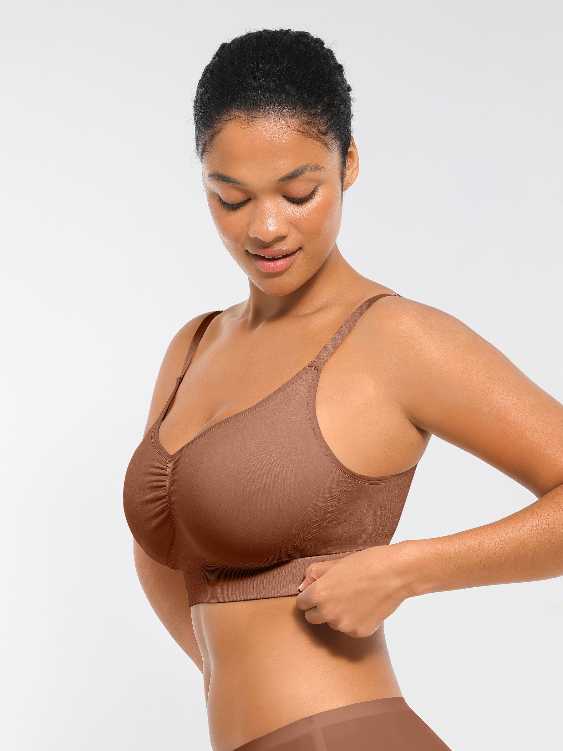 Feelingirl Seamless Everyday Bra with Built-In Soft Padding
