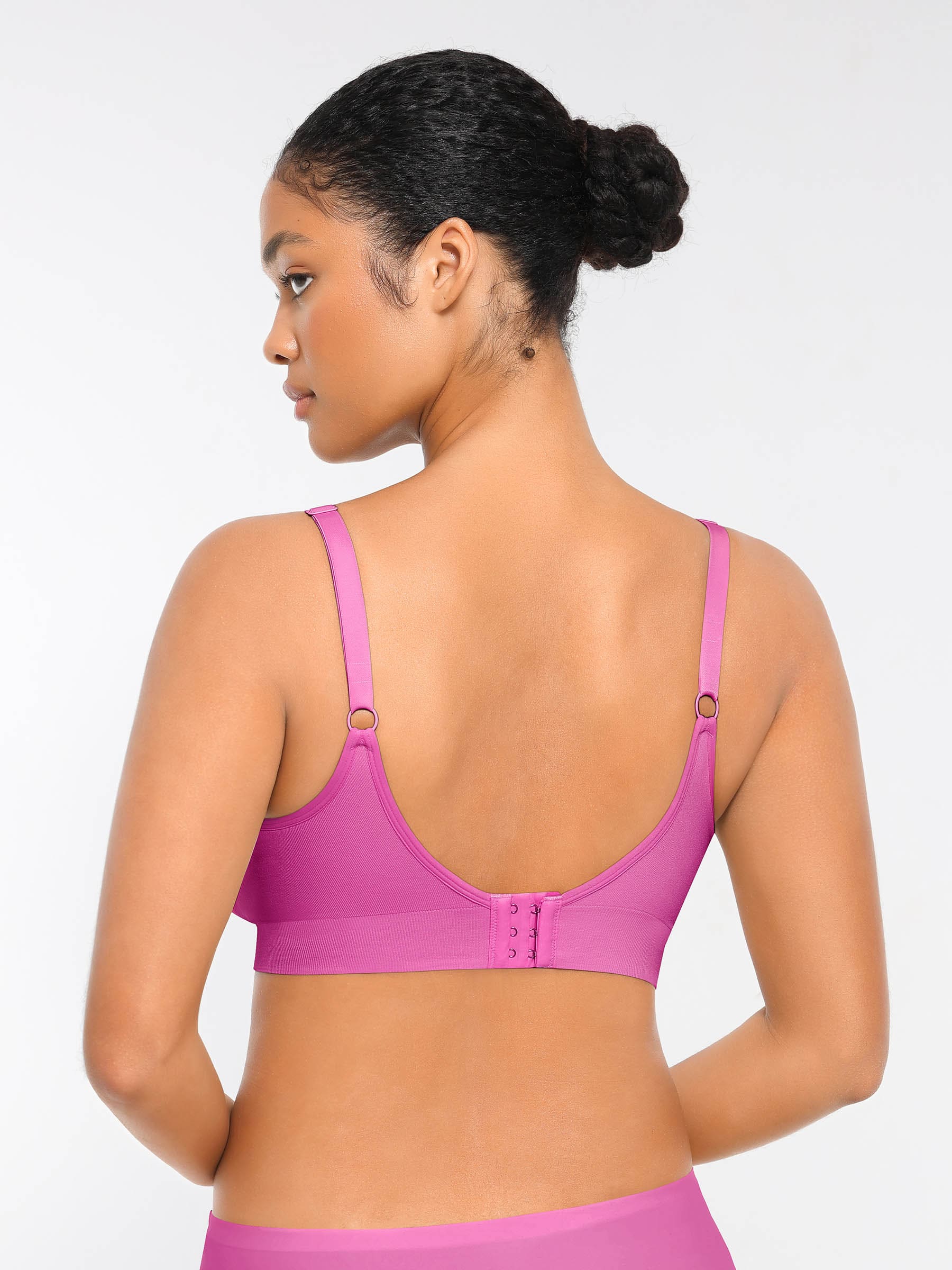 Feelingirl Seamless Everyday Bra with Built-In Soft Padding