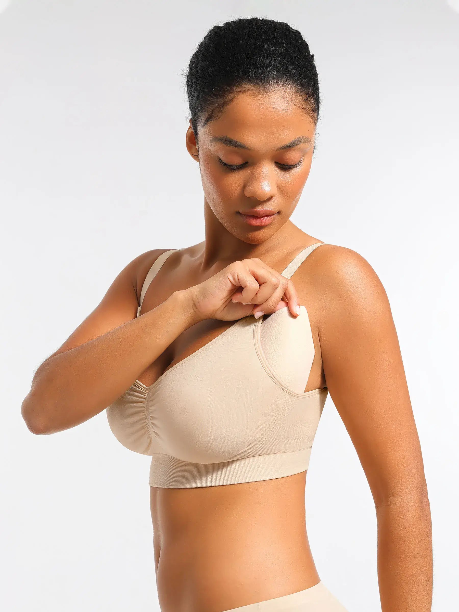 Feelingirl Seamless Everyday Bra with Built-In Soft Padding